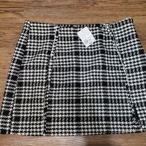 Forever 21 Monochrome Houndstooth Skirt
